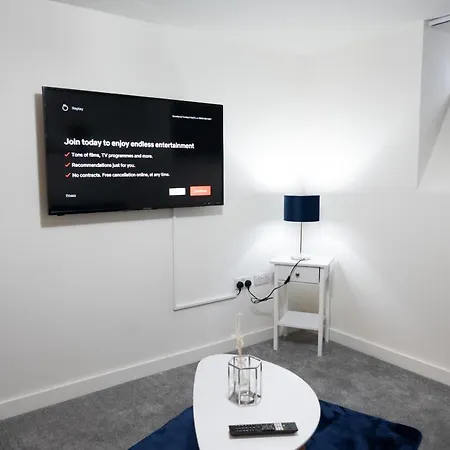 Lägenhet Bv Basement Navy Diamond Suites Apt Bradford (West Yorkshire)