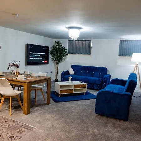 Bv Basement Navy Diamond Suites Apt