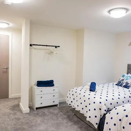 Bv Basement Navy Diamond Suites Apt