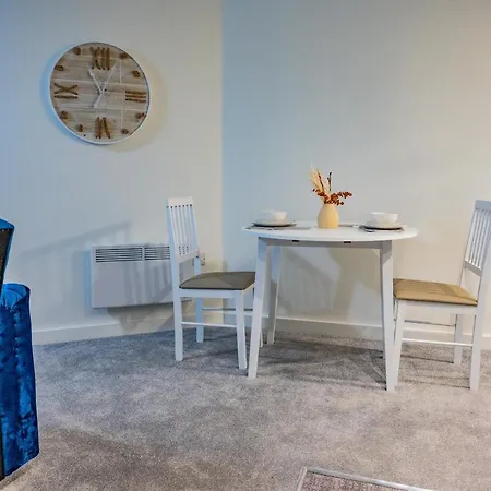 Lägenhet Bv Basement Navy Diamond Suites Apt *