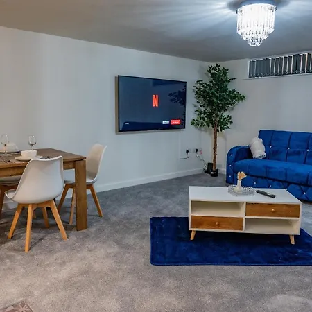 Bv Basement Navy Diamond Suites Apt Lägenhet Bradford (West Yorkshire)