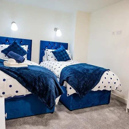 Bv Basement Navy Diamond Suites Apt *