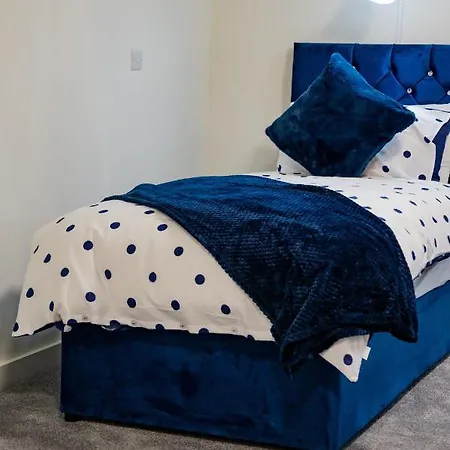 Bv Basement Navy Diamond Suites Apt Lägenhet