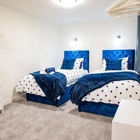 Bv Basement Navy Diamond Suites Apt Lägenhet