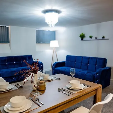 Bv Basement Navy Diamond Suites Apt