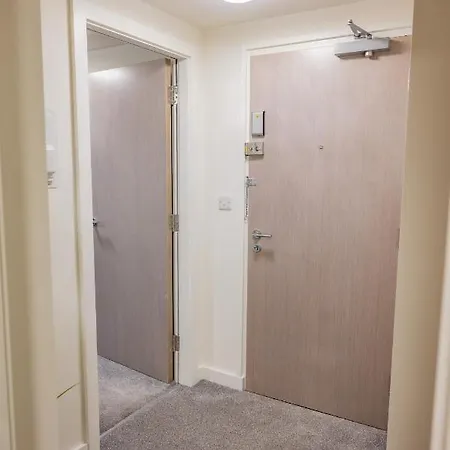 Lägenhet Bv Basement Navy Diamond Suites Apt *