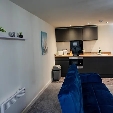 Bv Basement Navy Diamond Suites Apt *